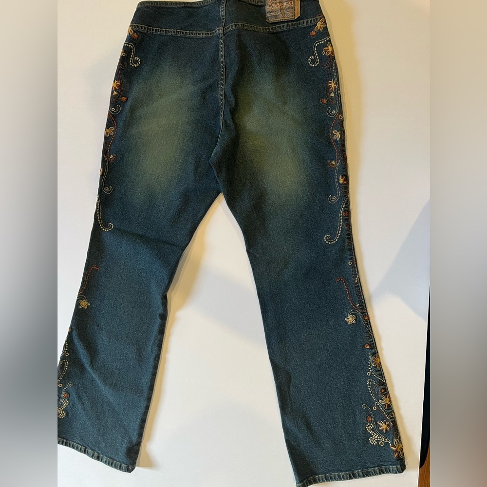 Z.Cavaricci Vintage 90’s Y2K Flared Embroidered Jeans Women Size 16
